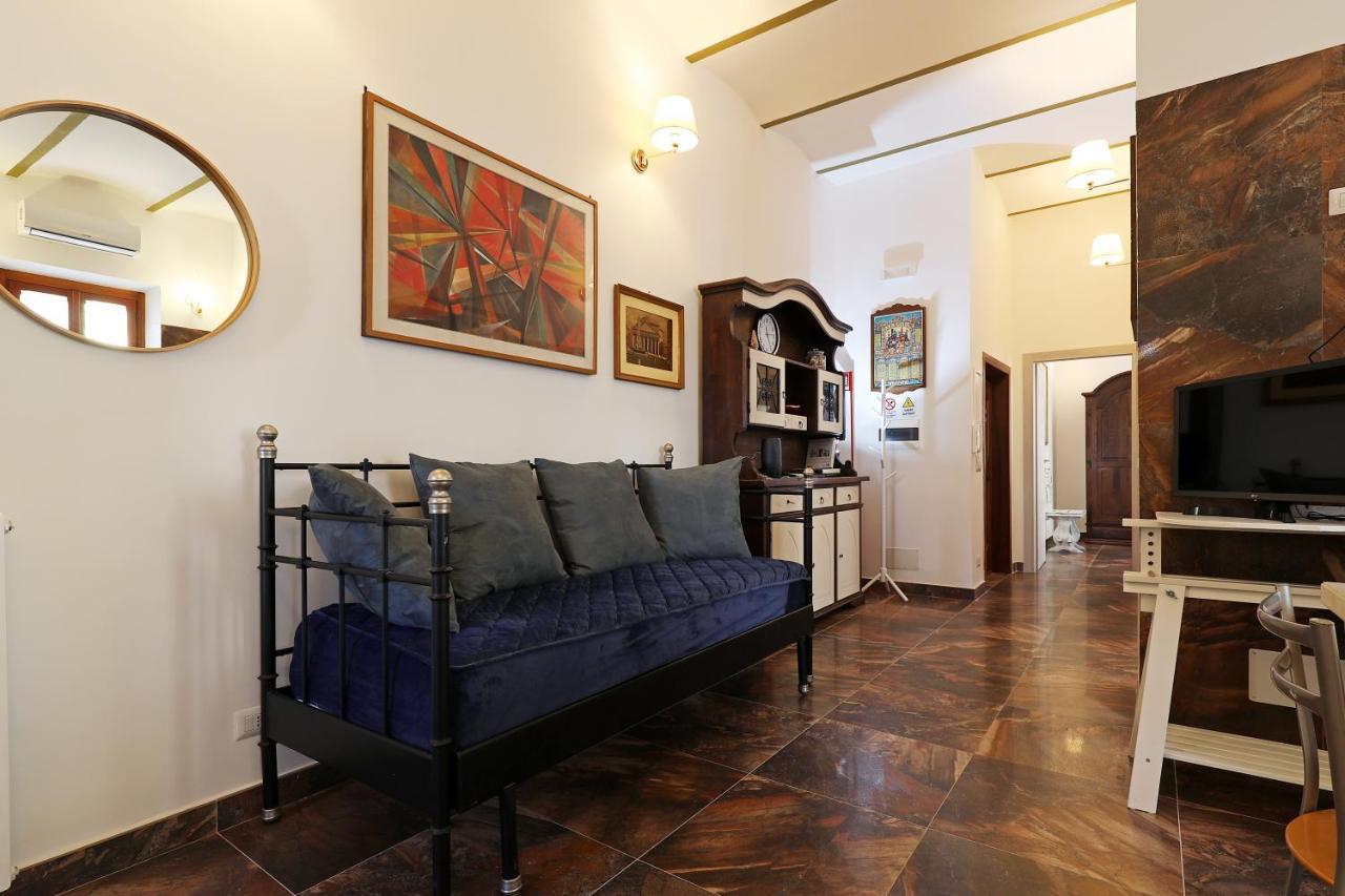 Cornelia - Charme Apartment Рим Екстериор снимка